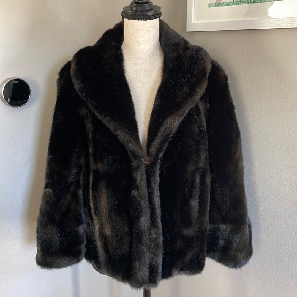 TISSAVEL faux fur cover up